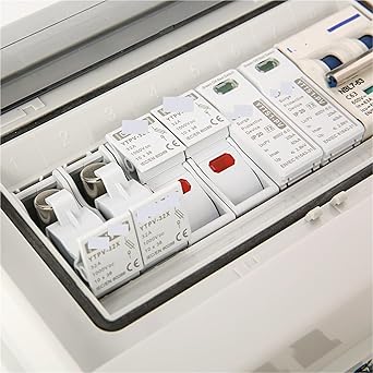 Photovoltaic PV Combiner Box with Lightning Protection 2 Inputs 1 Output 2 Photovoltaic PV Combiner Box with Lightning Protection 2 Inputs 1 Output - Image 2